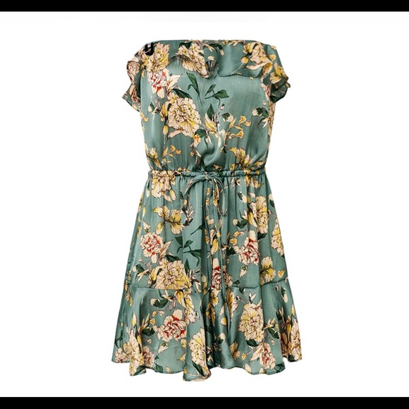 Boho sleeveless ruffle floral print shorts romper - Picture 4 of 8